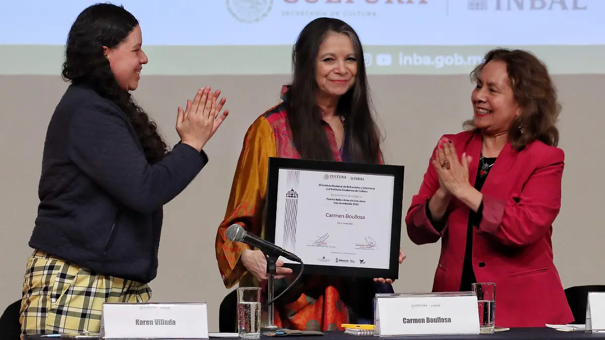 Carmen Bullosa-Escritora-Premio Bellas Artes a la Literatura-03